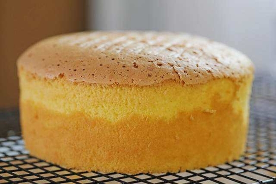 123-94-4 mono et des diglycérides la catégorie comestible 99% de boulangerie d'émulsifiant de gâteau mousseline