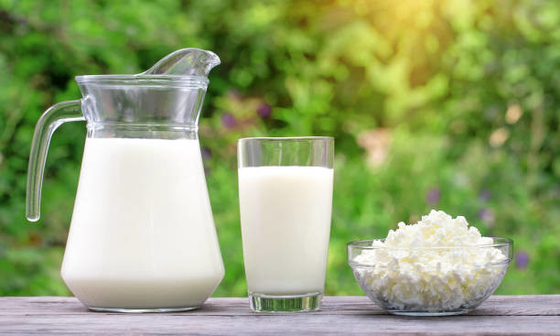 Les émulsifiants et les stabilisateurs de l'additif DMG95 empêchent la stratification possible en lait