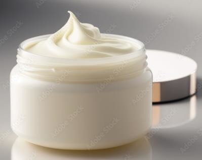 Glycérol Monostearate GMS 40% Flocons cire Surfactant non ionique pour l'eau dans les produits cosmétiques à base d'huile