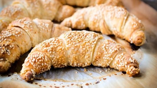 E471 mono et émulsifiant alimentaire de poudre de Diglyerides utilisé en crème glacée de boulangerie