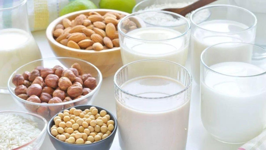 205-526-6 poudre blanche acide de monoglycéride de Monolaurate GML Dodecanoic de glycérol d'émulsifiant de catégorie comestible